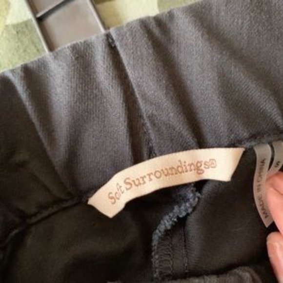 Soft Surroundings Metro Pants Pull On Ankle Snaps - Picture 3 of 5